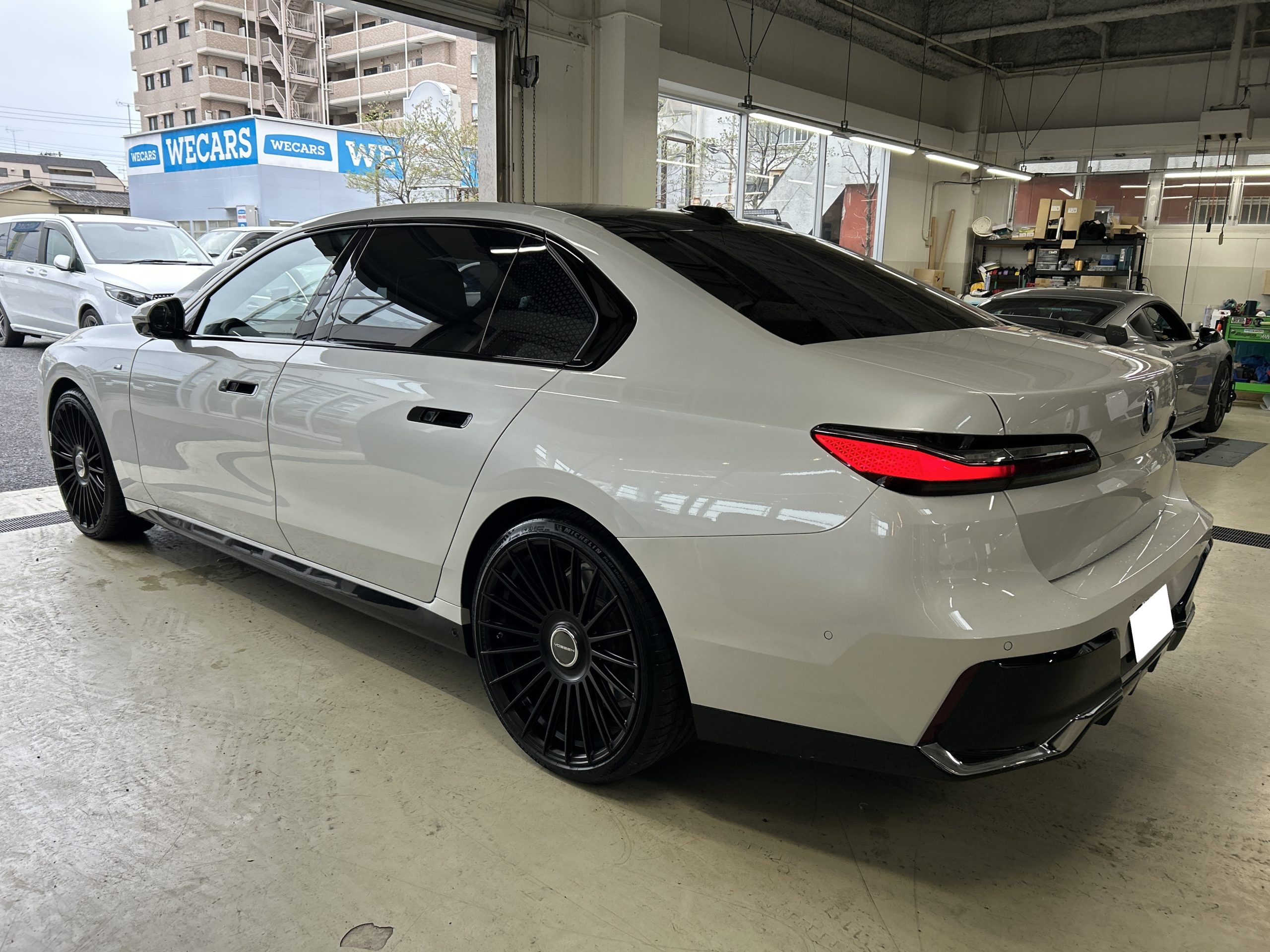 BMW G70 740i ホイール VOSSEN HF-8 22インチ BOND 葛飾 東京