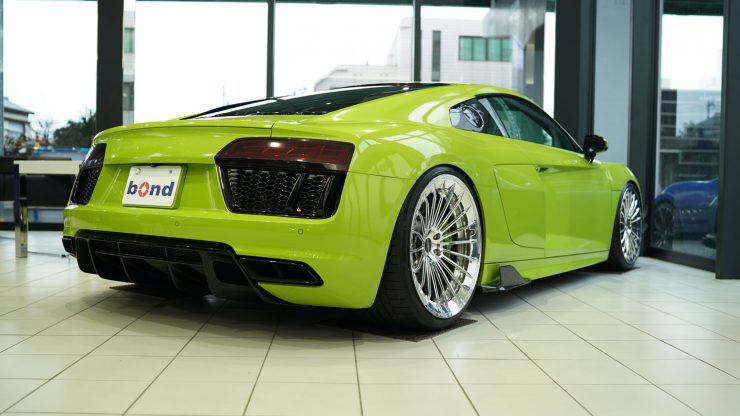 アウディ R8 ラッピング フルラップ ブラックアウト ロティフォーム スタンス カスタム