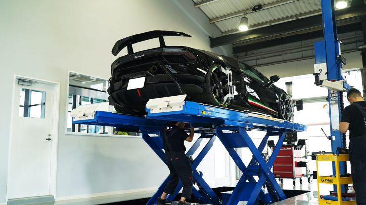 ランボルギーニ アライメント ウラカン アヴェンタドール SV SVJ ローダウン