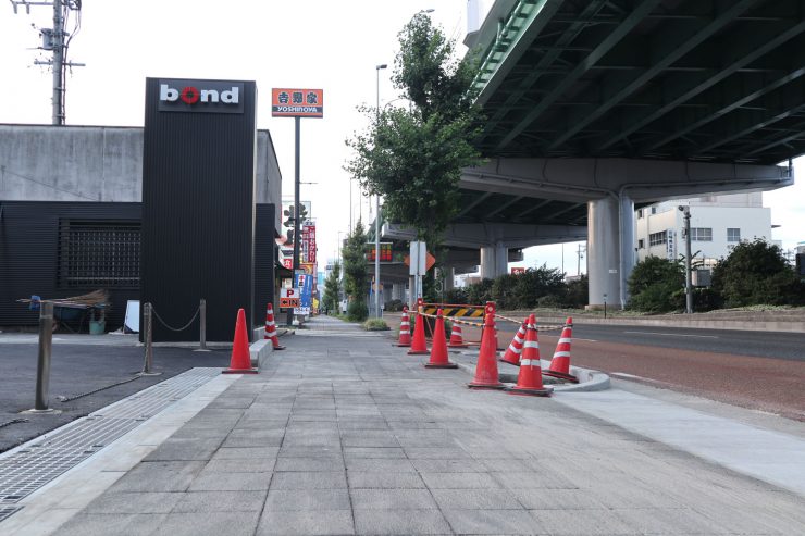 ボンド名古屋 ロールスロイス マンソリー アメ鍛 ホイール カスタム 輸入車