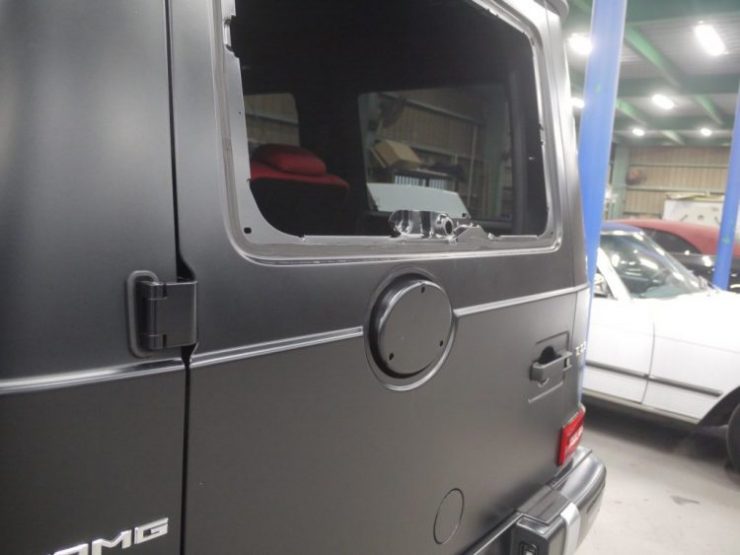 AMG G63 W463A 背面タイヤ スムージング ブラックアウト
