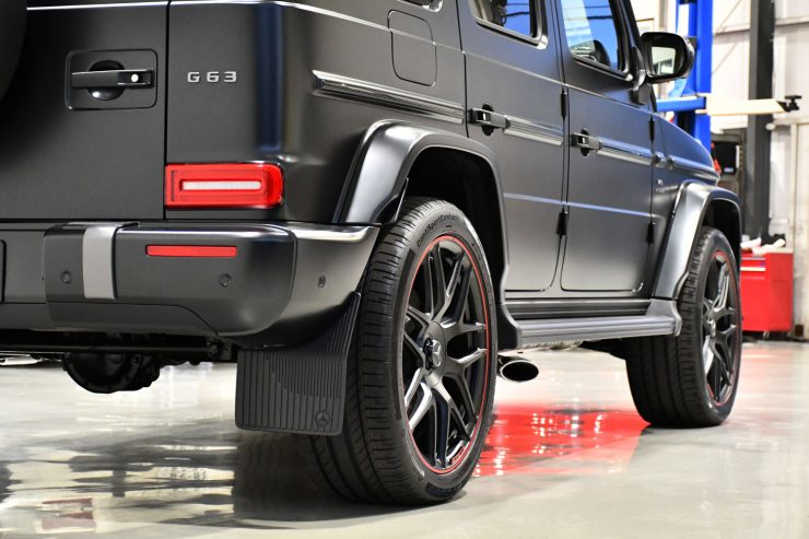 AMG G63 W463A ブラックアウト マットブラック エンブレムペイント スペーサー