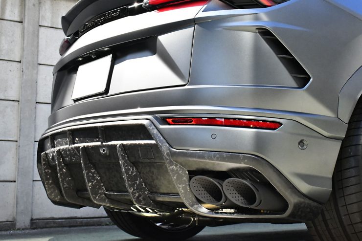 ランボルギーニ ウルス アナーキー 24インチ アメ鍛 HRE ADV.1