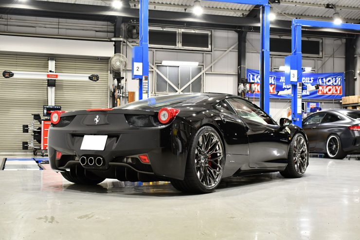 フェラーリ　458　ローダウン　ダウンサス　マフラー　EBM