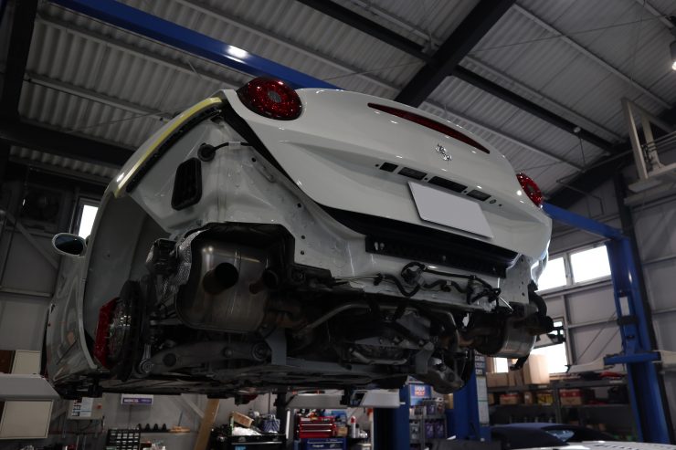 California ferrari マフラー　交換　カリフォルニア　
