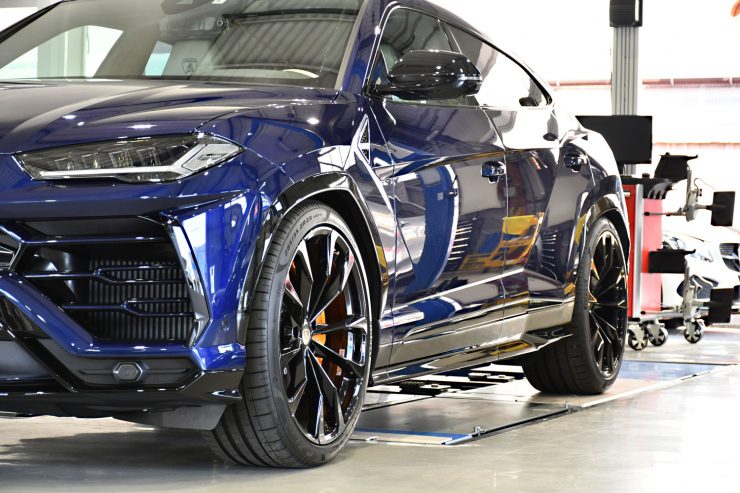 ランボルギーニ　ウルス　アヴェンタドール　SVJ　ローダウン　カスタム　名古屋　
