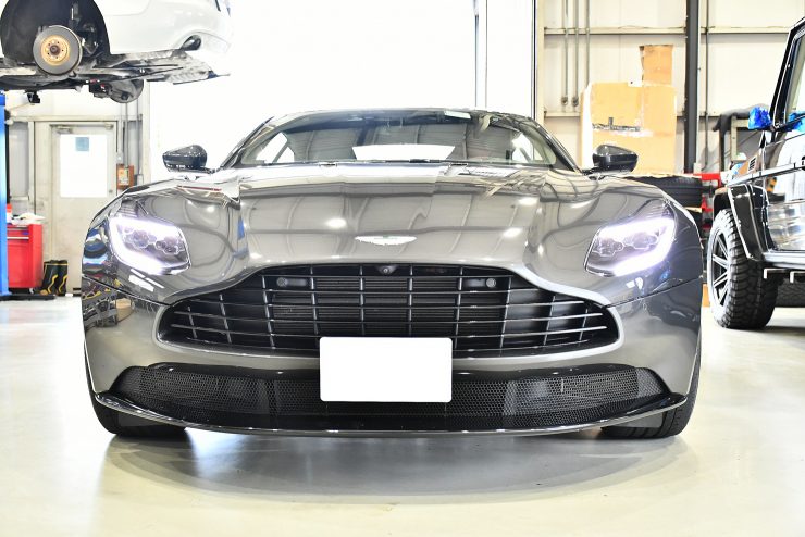 ASTONMARTIN　DB11　DRL　名古屋