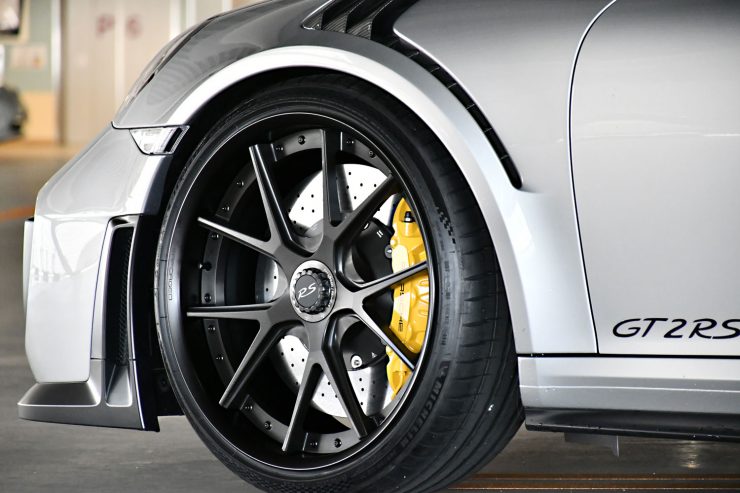 ポルシェ　991.2　991　ダウンサス　ローダウン　センターロック　ハイパーフォージド　カスタム　名古屋