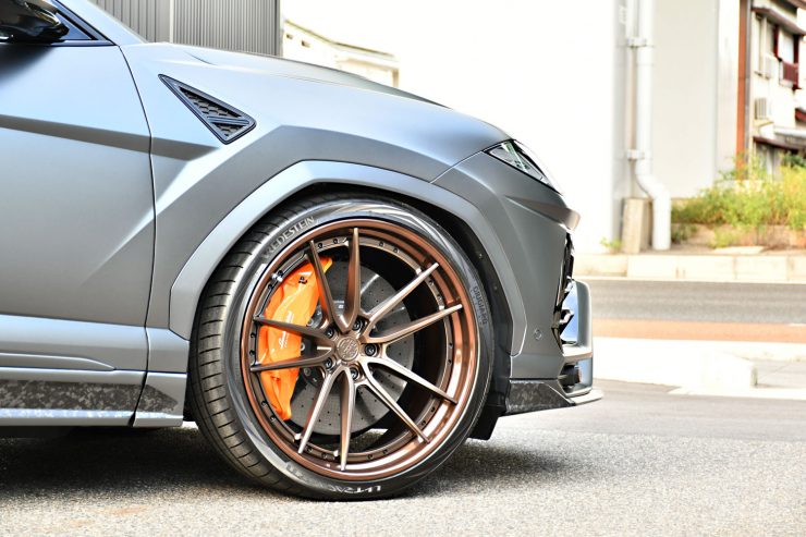 ランボルギーニ　ウルス　ハイパーフォージド　HRE　ADV.1　1221　アナーキー　アメ鍛　ホイール　カスタム　名古屋