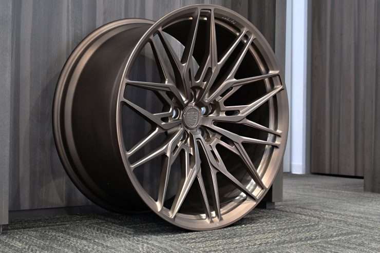 アナーキー アメ鍛 HRE ADV.1 フェラーリ 458 488 812 ローダウン カスタム 名古屋