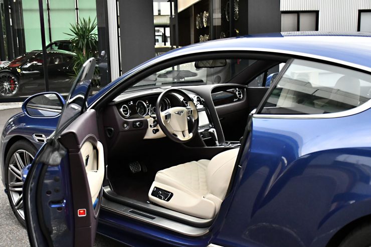 ベントレー　コンチネンタルGT　GTスピード　カスタム　名古屋　ラッピング　フルラップ