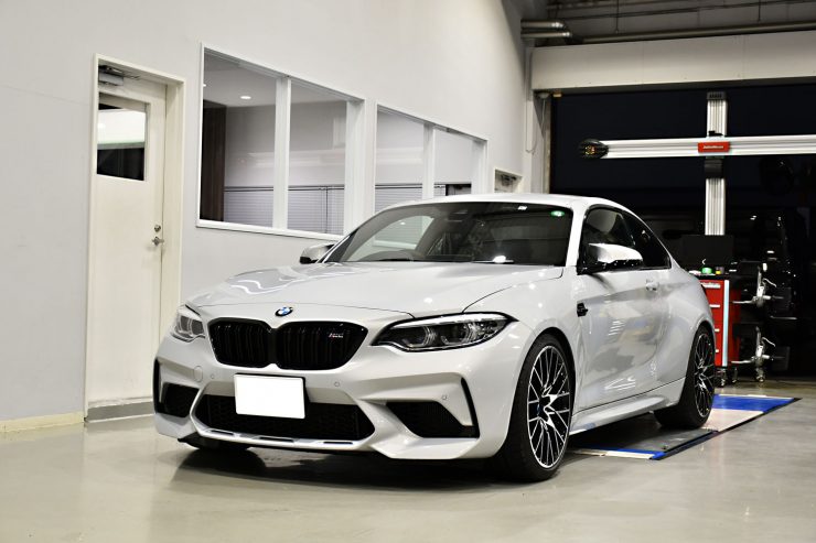 BMW　M2　M2コンペティション　アクラポビッチ　マフラー　ローダウン　カスタム　名古屋