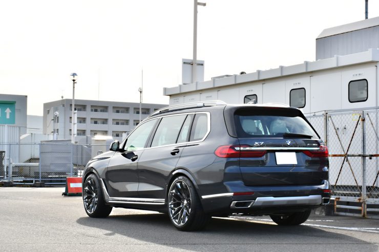 BMW　X7　HRE　アメ鍛　ホイール　カスタム　名古屋　ローダウン　エアサス