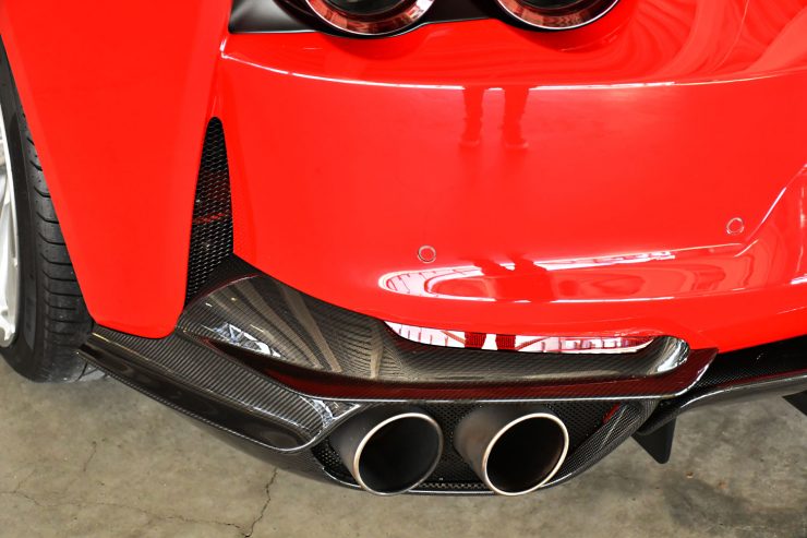 フェラーリ　812　マフラー　ノヴィテック　ノビテック　ローダウン　ダウンサス　ブリリアント　マフラー　カスタム　名古屋