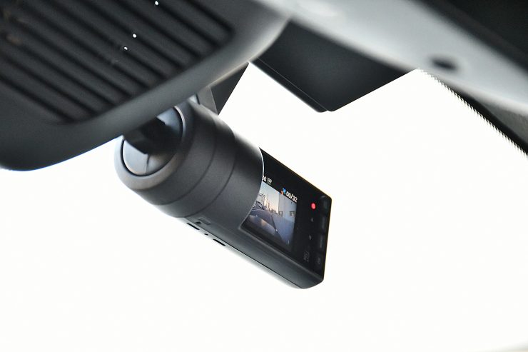名古屋　Ｗ４６３Ａ　ベンツ　Ｇクラス　カスタム　ドライブレコーダ取付