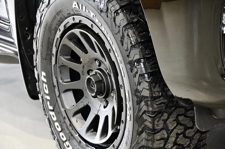 名古屋　プラド　カスタム　デルタフォース　BFgoodrichi
