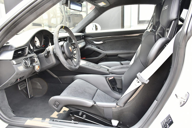 名古屋　ポルシェ　991　GT3RS　カスタム　シートハイトアジャスト　デジタルインナーミラー　レーダー　Z200L　Porsche