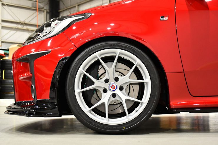 トヨタ　GRヤリス　ヤリス　HRE　アメ鍛　18インチ　ホイール　ローダウン　カスタム　名古屋