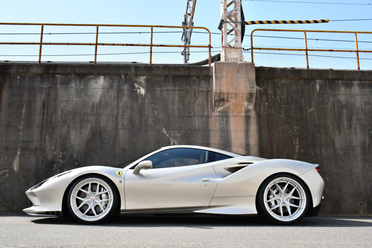 フェラーリ　F8トリブート　ローダウン　ダウンサス　ノヴィテック　HRE　アメ鍛　カスタム　名古屋