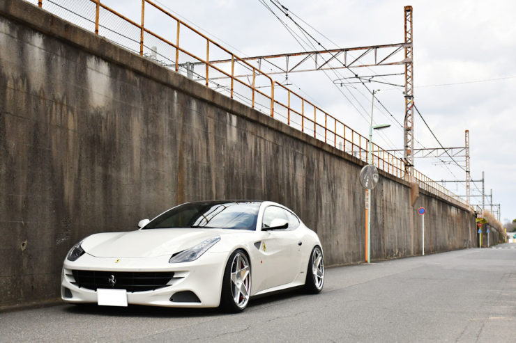 フェラーリ FF HRE アメ鍛 ホイール ノビテック ダウンサス カスタム 名古屋