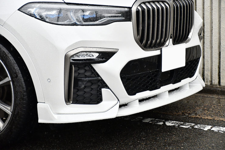 名古屋　BMW　カスタム　X7　G07　RONIN　ロニンデザイン　フロントリップ取付　ローダウン　スペーサー