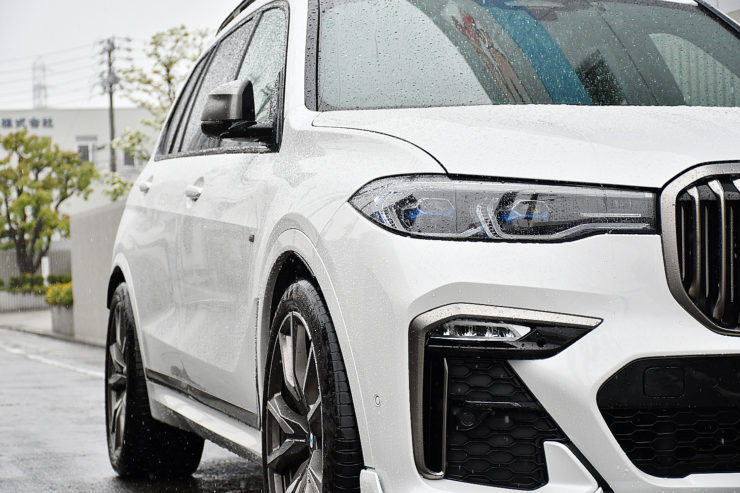 名古屋　BMW　カスタム　X7　G07　RONIN　ロニンデザイン　フロントリップ取付　ローダウン　スペーサー