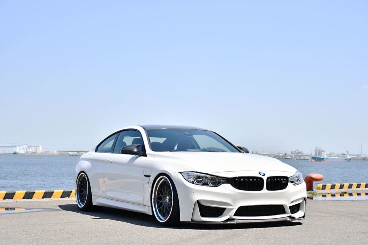 BMW M4クーペ F82 M4 車高調 ローダウン HRE アメ鍛 ホイール カスタム 名古屋