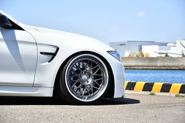 BMW M4 F82 RWカーボン アメ鍛 HRE 1221 アナーキー ローダウン カスタム 名古屋