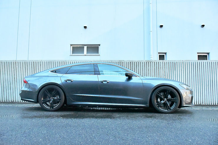 愛知 名古屋 カスタム アウディ AUDI A7 ローダウン スペーサー