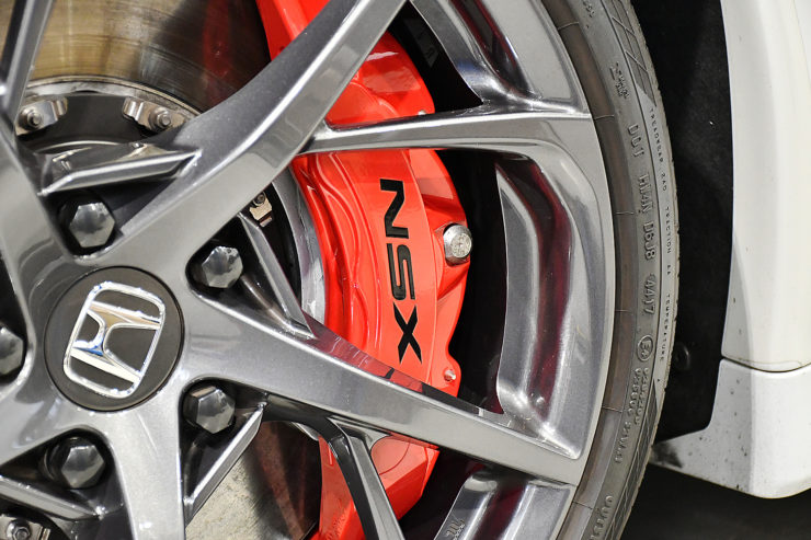 愛知　名古屋　カスタム　ホンダ　NSX　HONDA　キャリパー塗装　キャリパーペイント　シートリペア　低ダストブレーキパッド