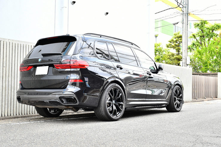 愛知県　名古屋　BMW　ビーエム　カスタム　RONIN　ロニン　ブラックアウト　ホイール塗装　エンブレム塗装　スペーサー　ロワリング　iid