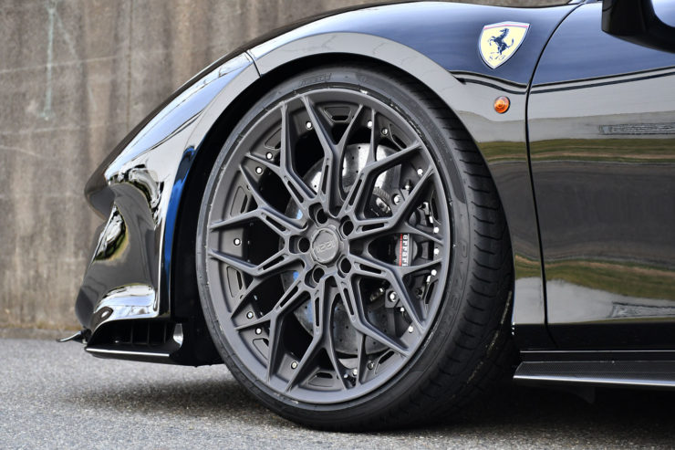 フェラーリ　488ピスタ　ローダウン　ノビテック　ダウンサス　アメ鍛　ホイール　マフラー　カスタム　名古屋