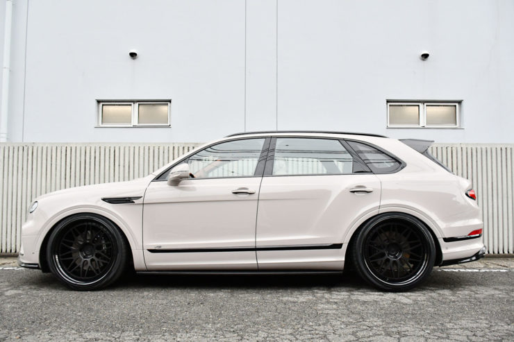 ベントレー　ベンテイガ　ローダウン　ロワリング　IID　アメ鍛　HRE　24インチ　ホイール　カスタム　名古屋