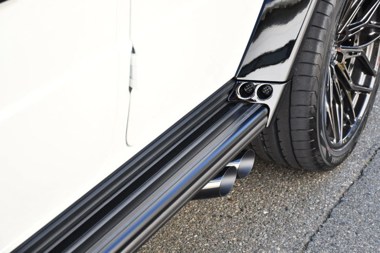 ベンツ　Gクラス　AMG　ステップラッピング　ブラックアウト　ラッピング　マフラー　ブラバス　カスタム　名古屋