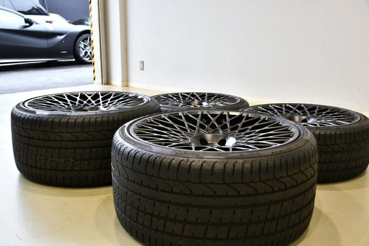 フェラーリ　GTC4ルッソ　ローダウン　ノヴィテック　ダウンサス　HRE　アメ鍛　22インチ　カスタム　名古屋