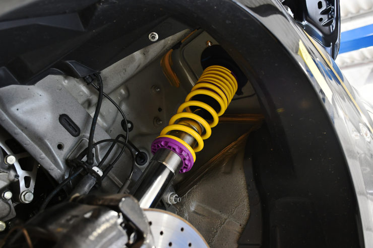 愛知　名古屋　アバルト　ABARTH　595　スコルピオーネオーロ　KW　Ver3　DV　スペーサー　カスタム　ローダウン