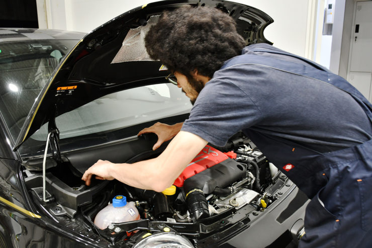 愛知　名古屋　アバルト　ABARTH　595　スコルピオーネオーロ　KW　Ver3　DV　スペーサー　カスタム　ローダウン