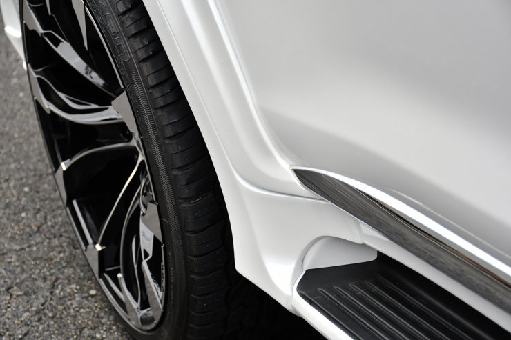 愛知県 名古屋 レクサス LEXUS LX570 カスタム WALD オーバーフェンダー エアロ取付け