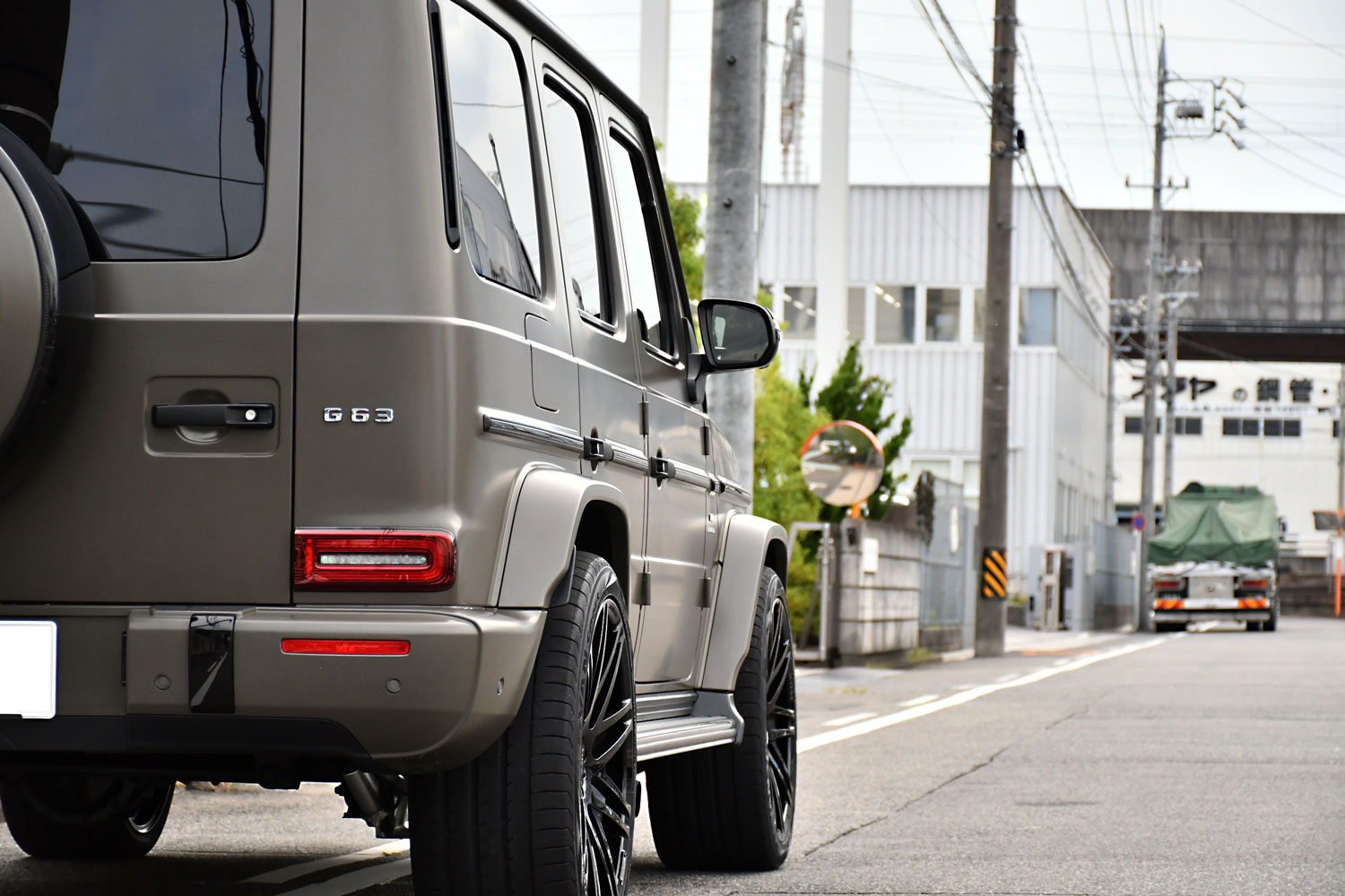 ベンツ　AMG　Gクラス　ブラバス　G63　W463A　23インチ　ホイール　ブラックアウト　カスタム　名古屋　ナイトパッケージ