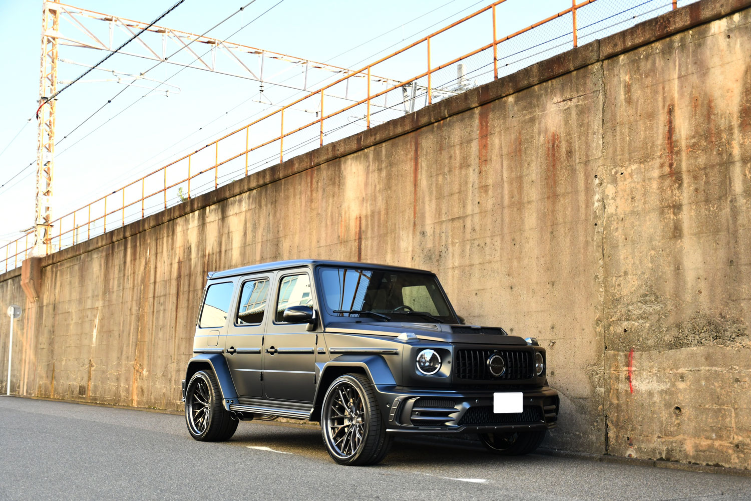 ベンツ　AMG　G63　マンソリー　ワイドボディー　アナーキー　24インチ　カスタム　名古屋