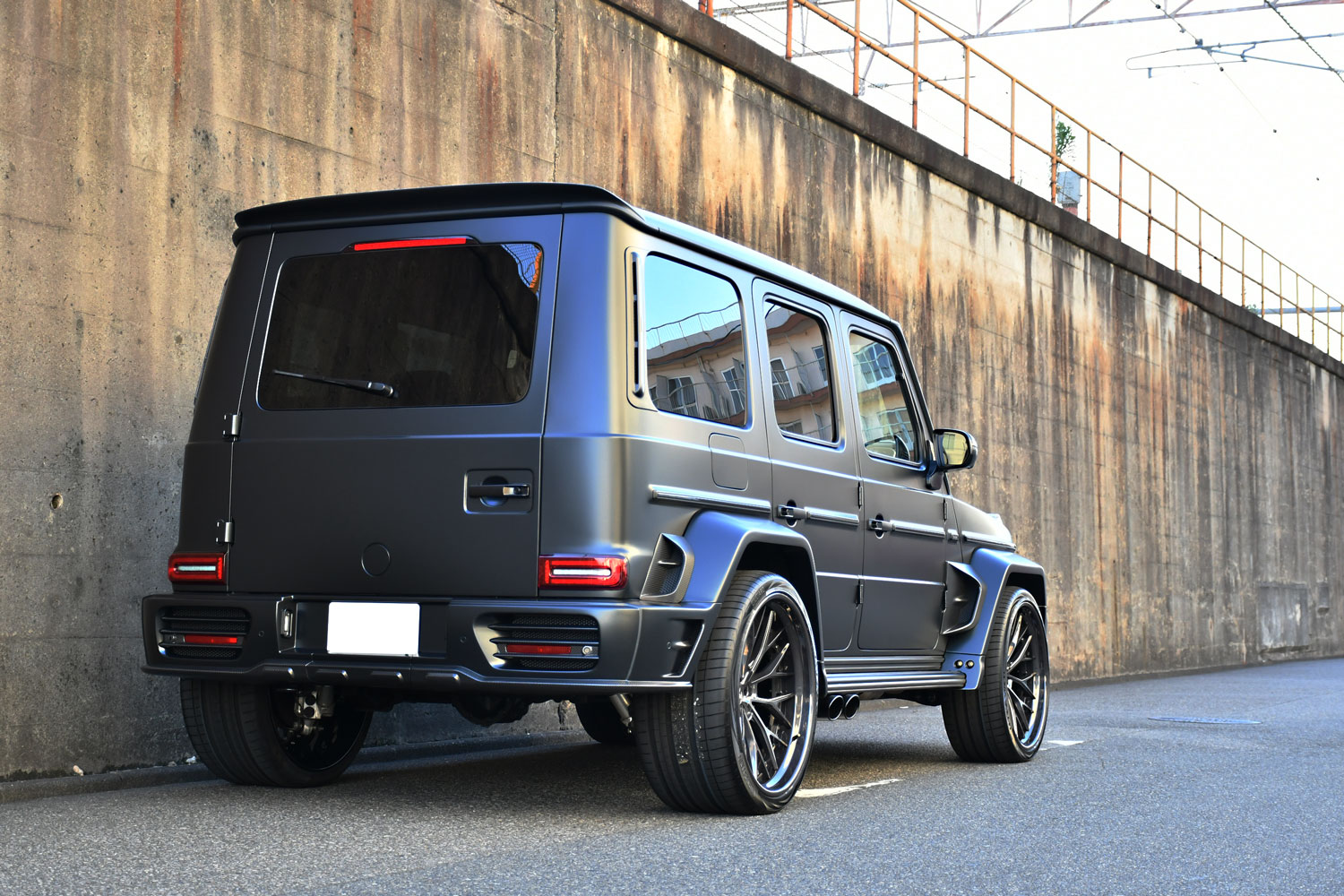 ベンツ　AMG　G63　マンソリー　マットブラック　ブラックアウト　ステルスフィルム　アメ鍛　24インチ　ホイール　カスタム　名古屋
