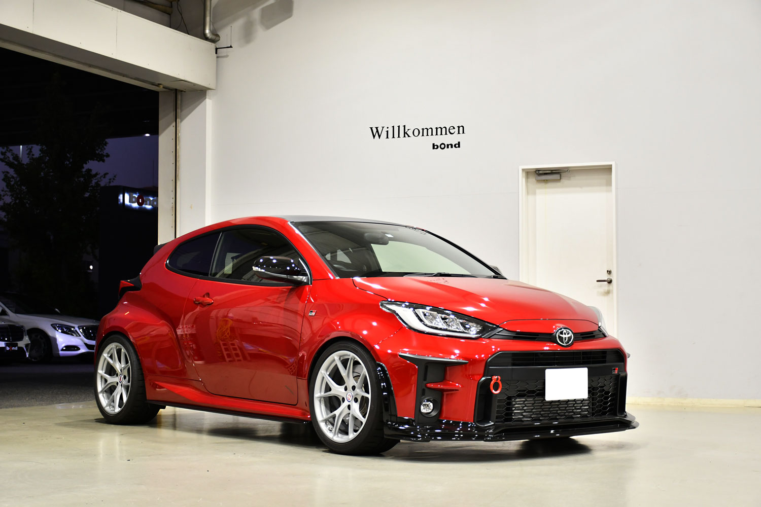 トヨタ　GRヤリス　KW　クラブスポーツ　HRE　アメ鍛　ローダウン　車高調　カスタム　名古屋