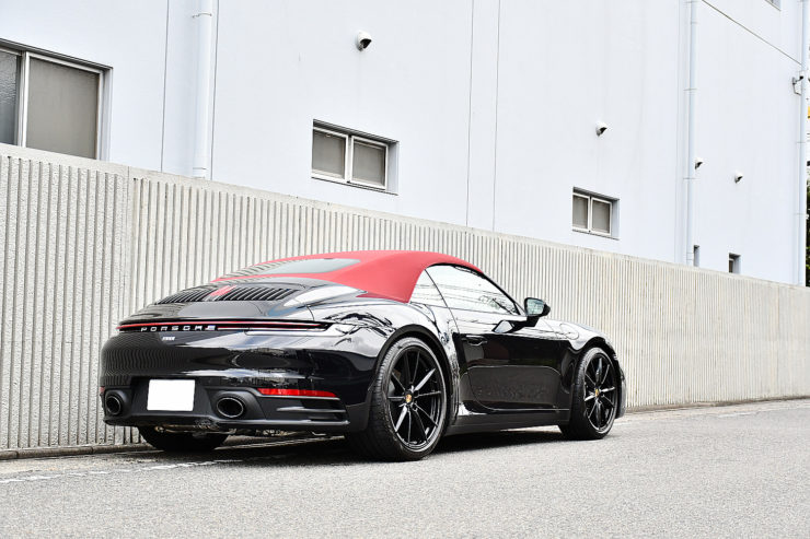 Porsche 992 カブリオレ　愛知　名古屋　カスタム　ローダウン　スペーサー　ポルシェ