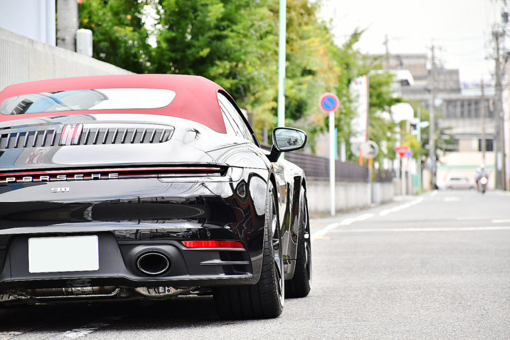 Porsche 992 カブリオレ　愛知　名古屋　カスタム　ローダウン　スペーサー　ポルシェ