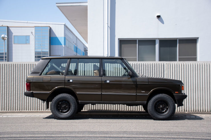 クラシックレンジ　ファーストレンジ　レンジローバー　バンプラ　テッチンホイール　カスタム　名古屋