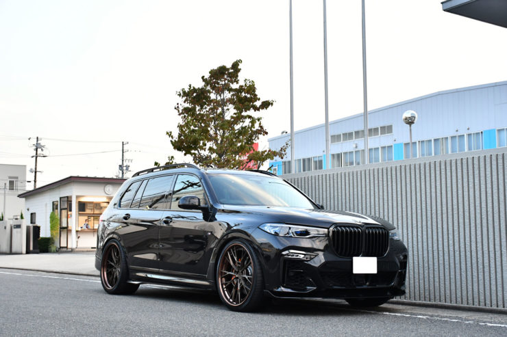 BMW X7 40d アナーキー　アメ鍛　24インチ　HRE　ローダウン　カスタム　名古屋