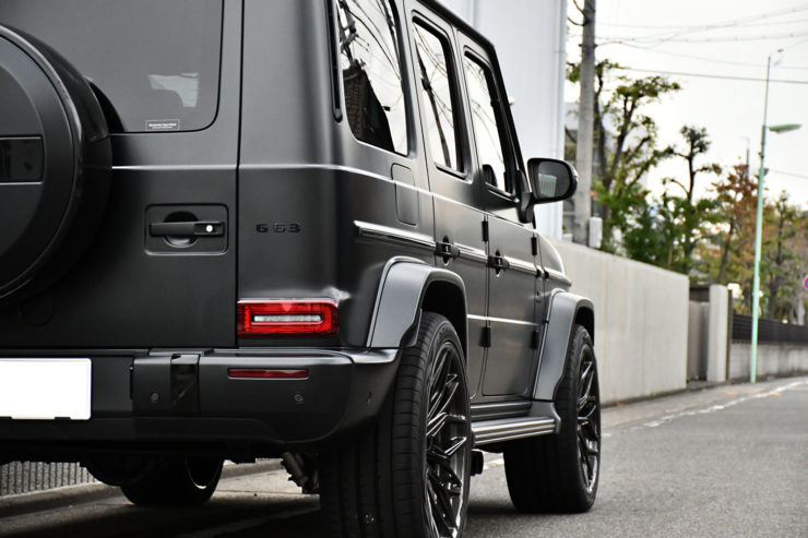 ベンツ　AMG　Gクラス　ゲレンデ　マットブラック　ブラックアウト　ローダウン　ブラバス　ブラッシュガード　カスタム　名古屋