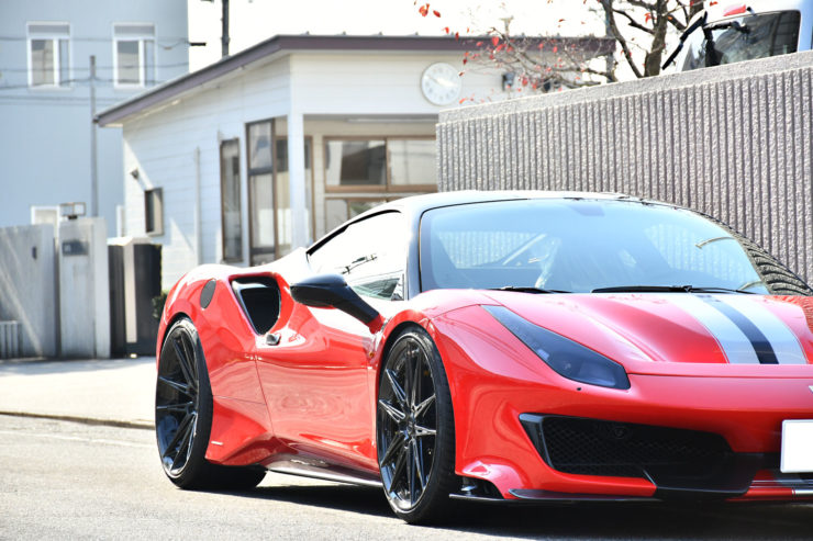 フェラーリ　488　488ピスタ　1221ホイール　アメ鍛　ローダウン　ダウンサス　カスタム　名古屋