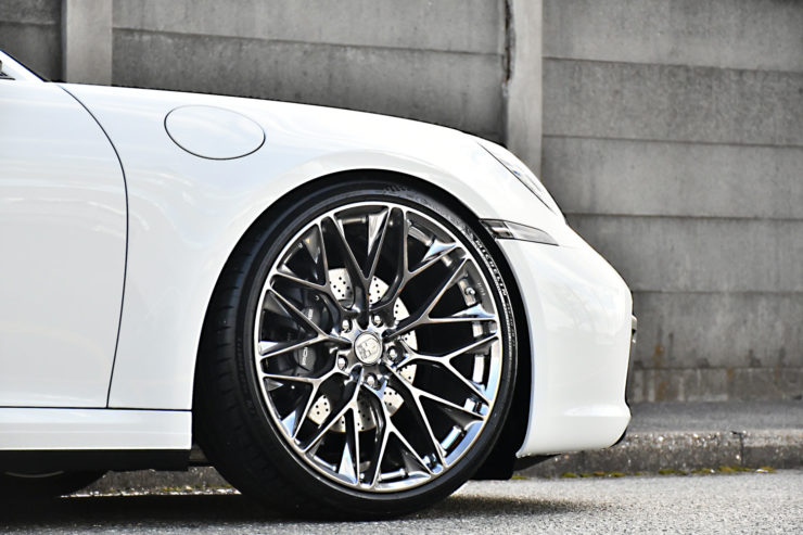 ポルシェ　992　911　ローダウン　ダウンサス　H&R　HRE　P200　21インチ　22インチ　カスタム　名古屋