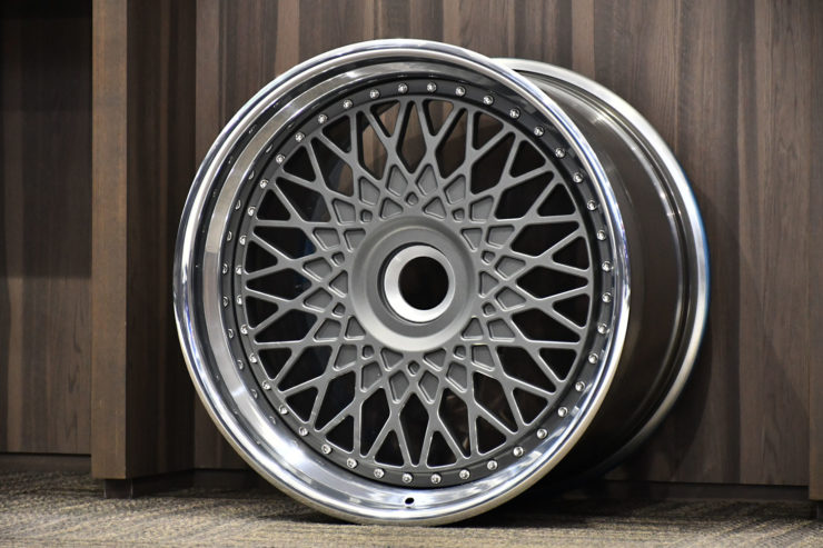 HRE　アメ鍛　ヴィンテージシリーズ　501　センターロック　アヴェンタドール　SVJ　カスタム　名古屋